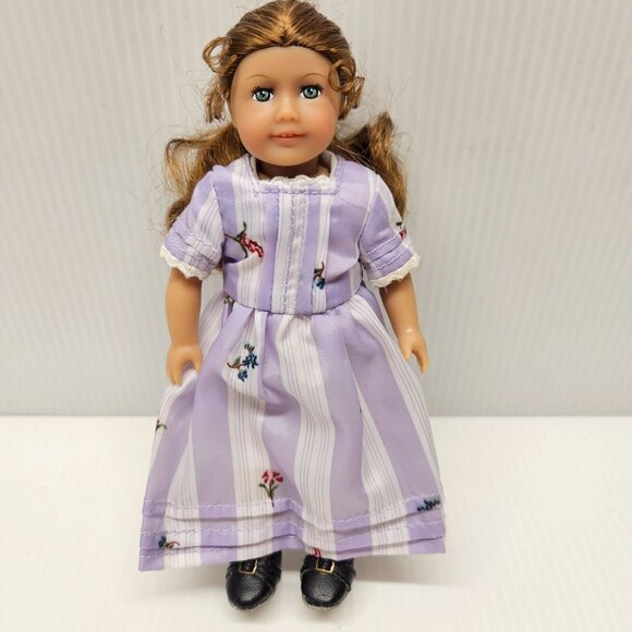 American Girl Felicity Mini Doll 6 Inches In Lavender Traveling Gown Box No Book - Picture 2 of 7